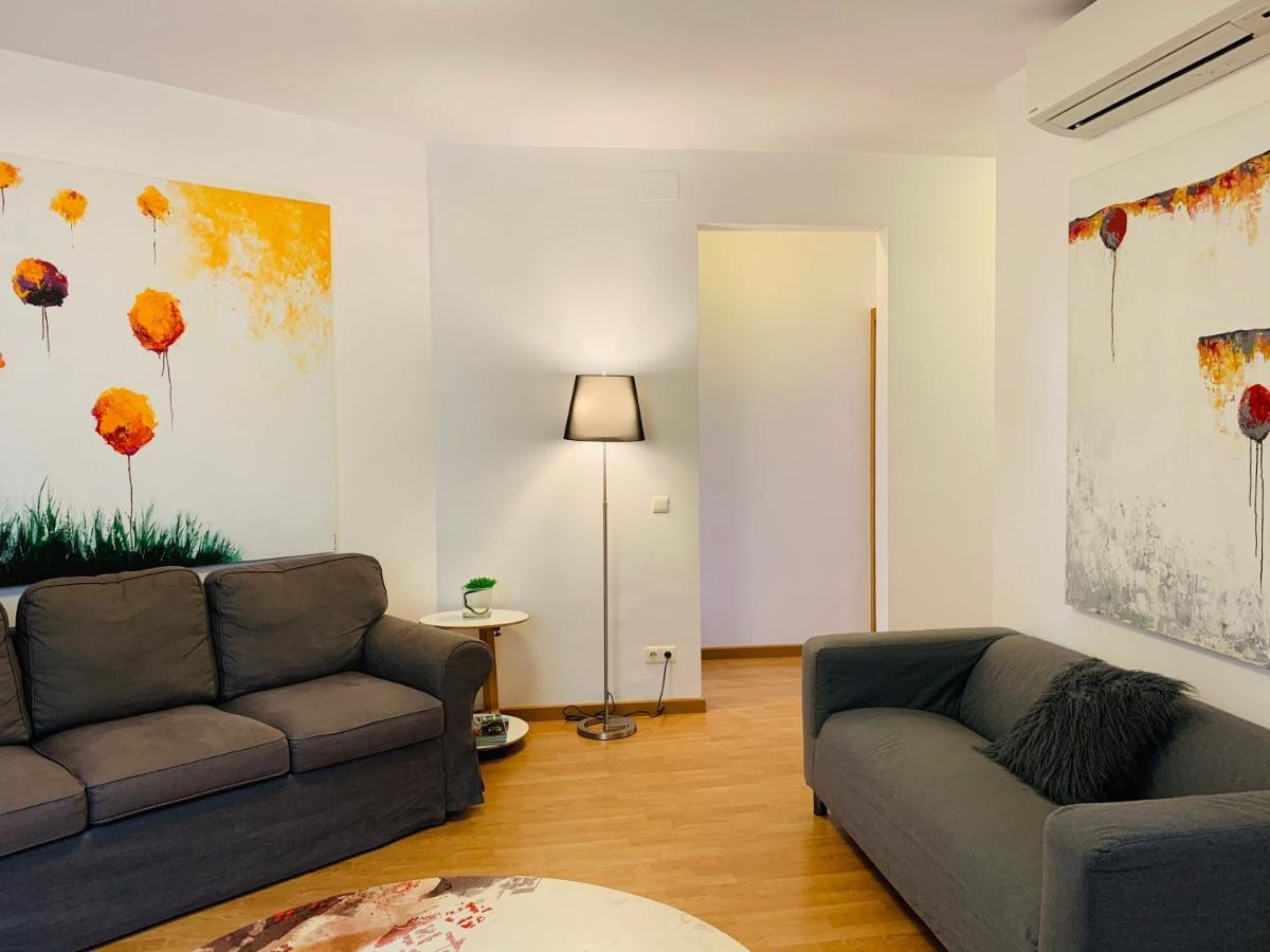 Super Balmes Guest House Barcelona Exteriér fotografie